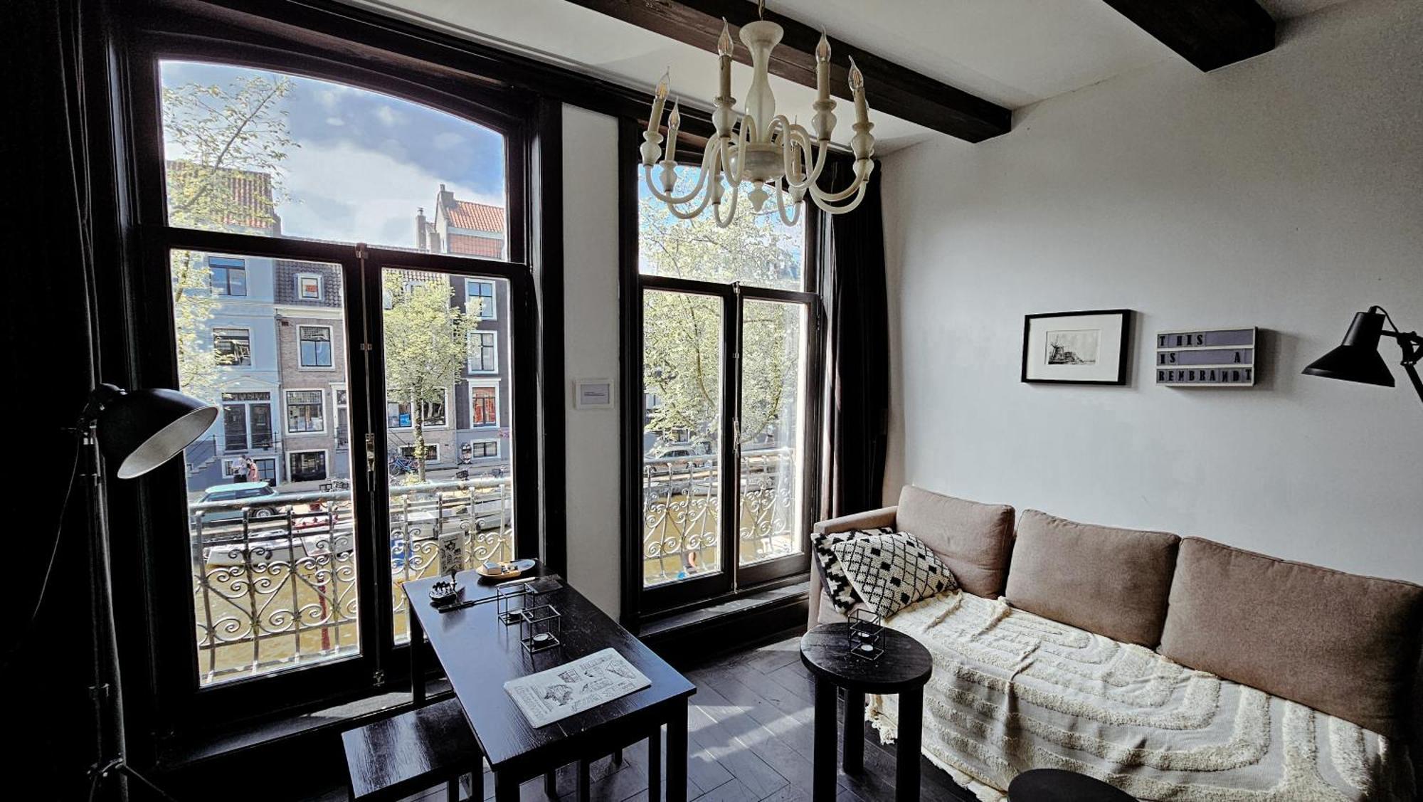 The Black Beauty Private Studio With Canal View From 1799 Amsterdam Buitenkant foto